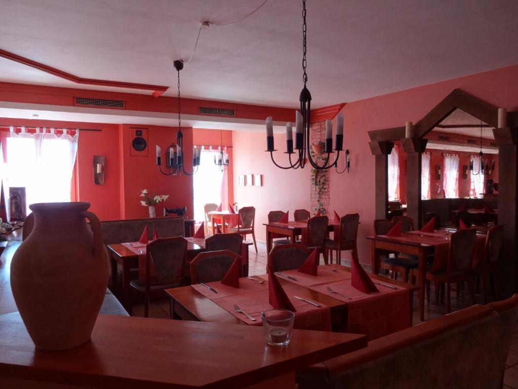 Hotel Hochdorfer Hirschen Friburgo in Brisgovia Esterno foto