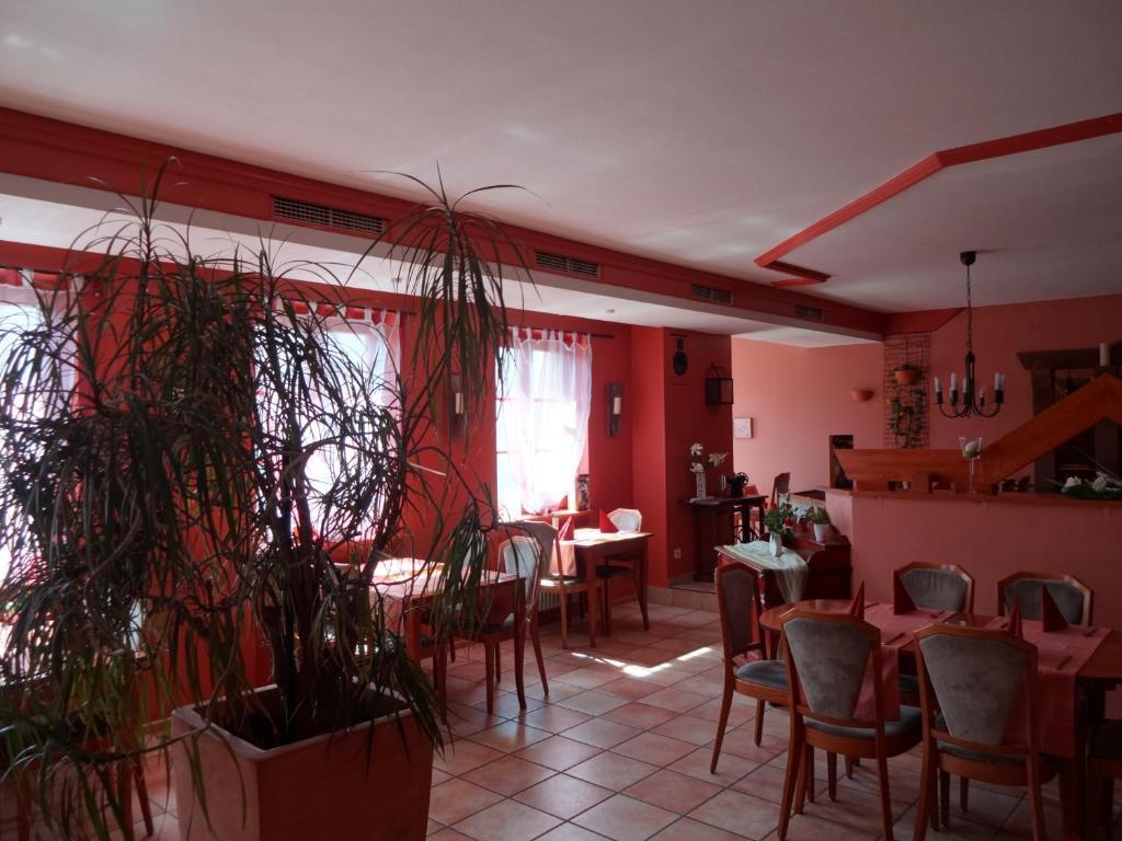 Hotel Hochdorfer Hirschen Friburgo in Brisgovia Esterno foto